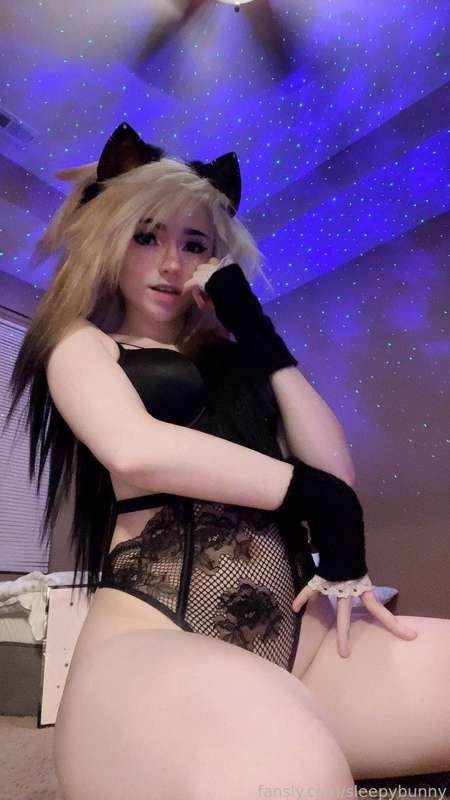 sleepybunny image #2