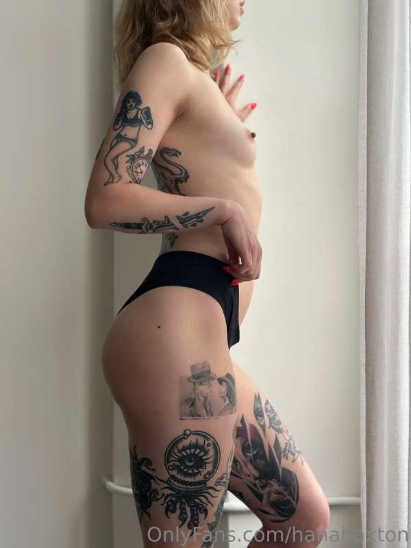 Enjoying this sunny Saturday ☀️ Want to keep me company? 🥰