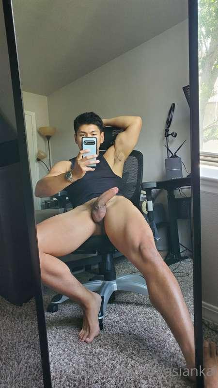 Good morning hope you're horny🧡