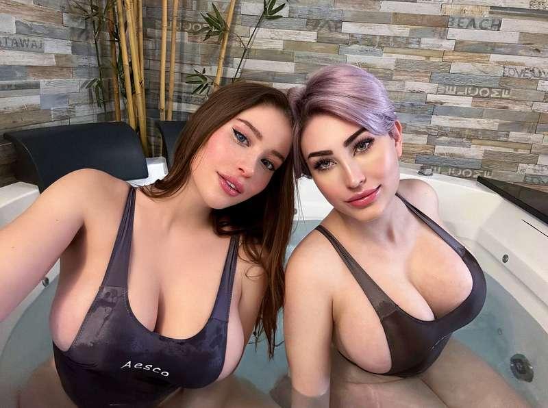 FINALLY a NEW SET with our NEW BOOBS, in collaboration with ..