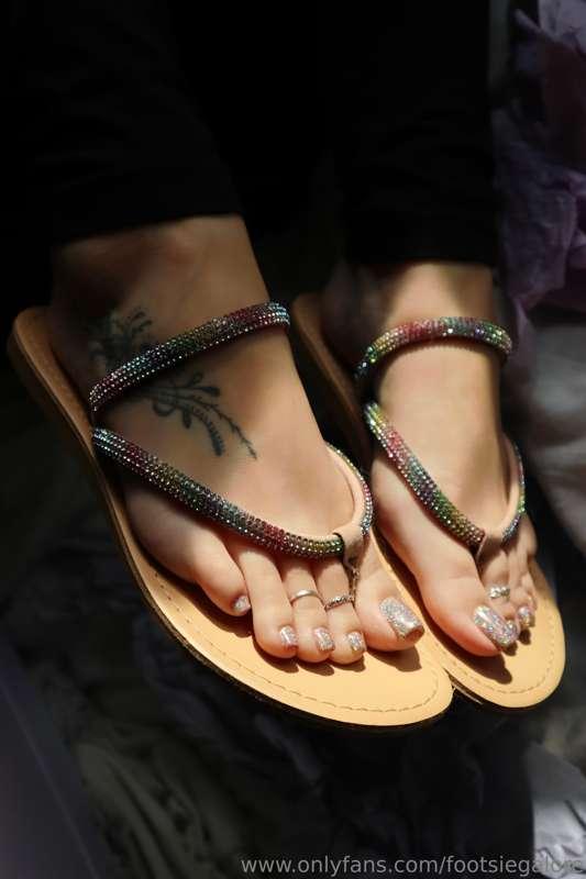 footsiegalore image #4