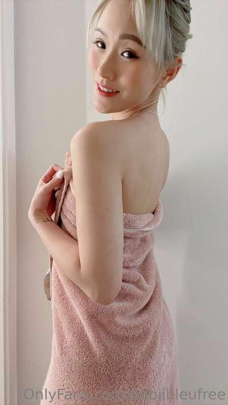 I love pampering myself on *Self-care Sundays* 😌💕