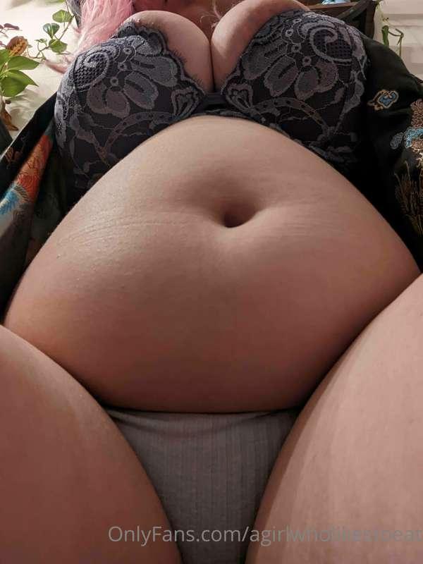 I am looking soooooooo plush...ugh cuuum for me ;)