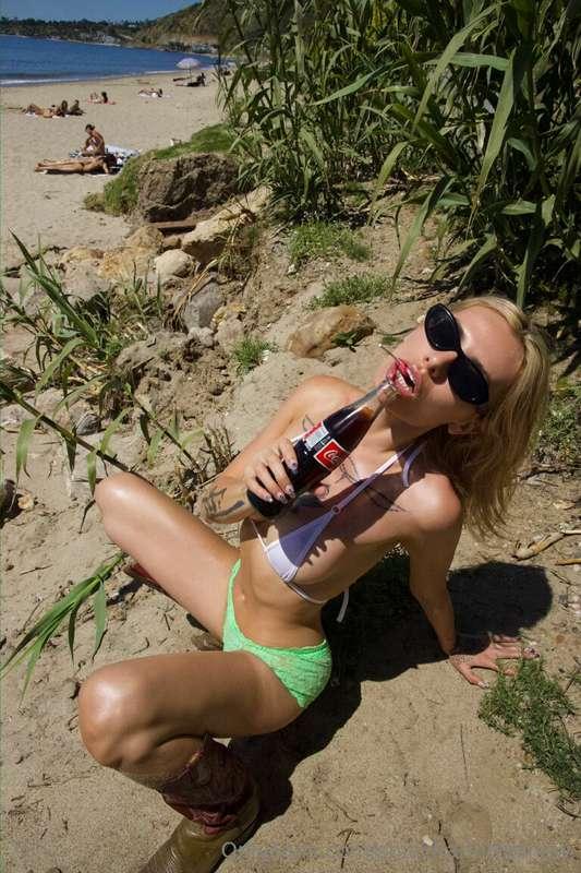 Anyone thirsty?😏