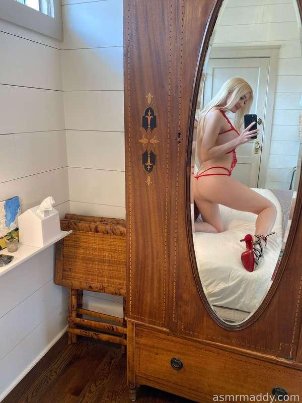 You, me and this mirror 💓 #Fyp #RedHeals 