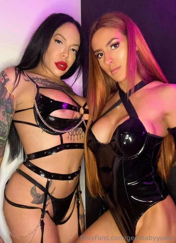 A couple of Gunns @machinegunncoco