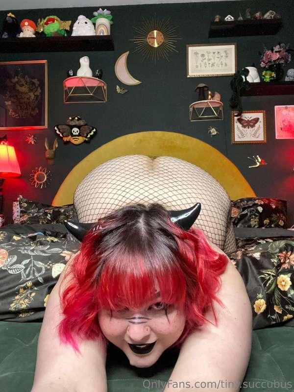 tiny.succubus image #21
