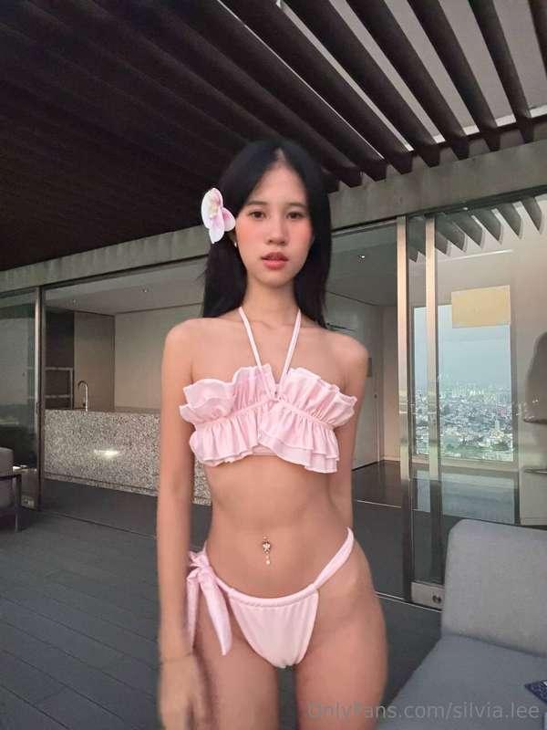 You think I look good here?