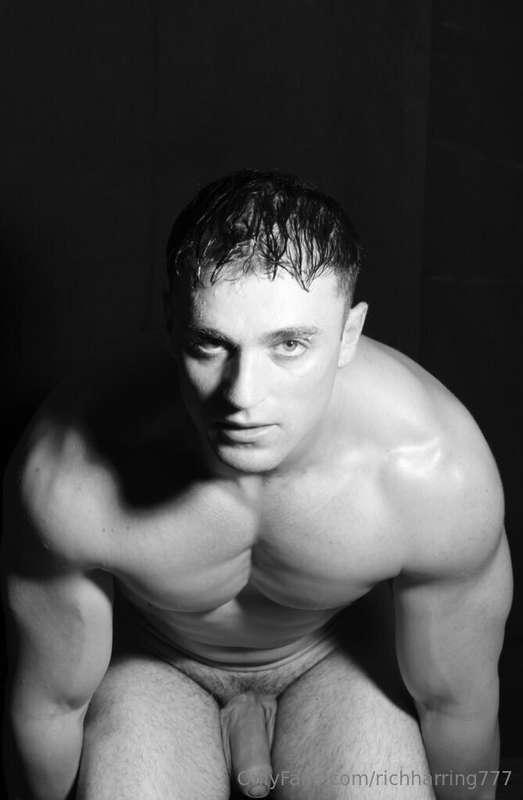 richharring777 image #0