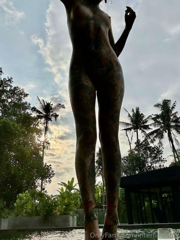 The feeling right after sunrise and a naked dip in the pool ..