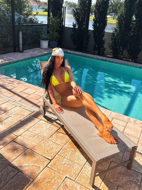 It was a beautiful day to sit by the pool and work on my tan..