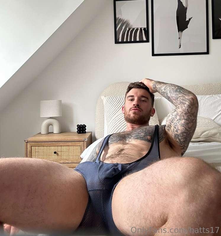 Bit of luck this material stretches 😜🍆🍑🦵🏼
