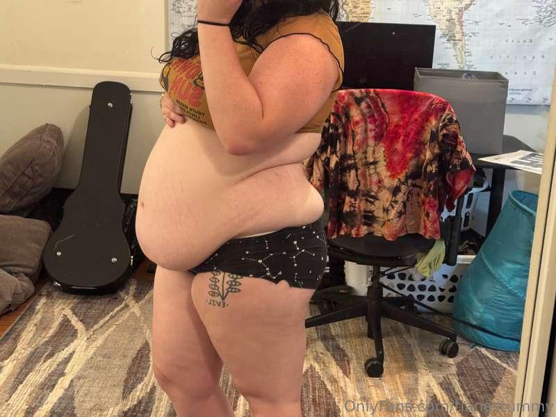tianastummy image #17