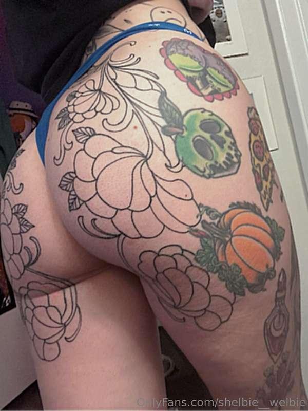 the start of my ass piece. 🍑