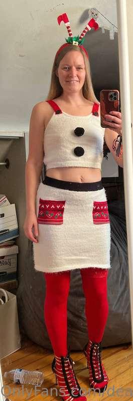 Am I your sexy little elfff!!!??