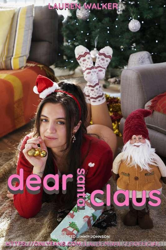 Merry Christmas everyone🎄
May Santa bring you lots of gifts ..