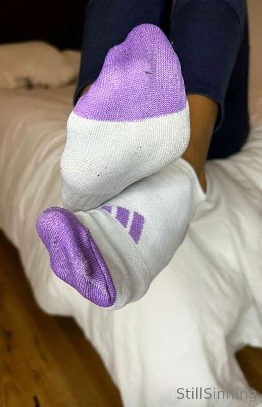 Don’t you just wanna smell my post gym socks? 👃😈