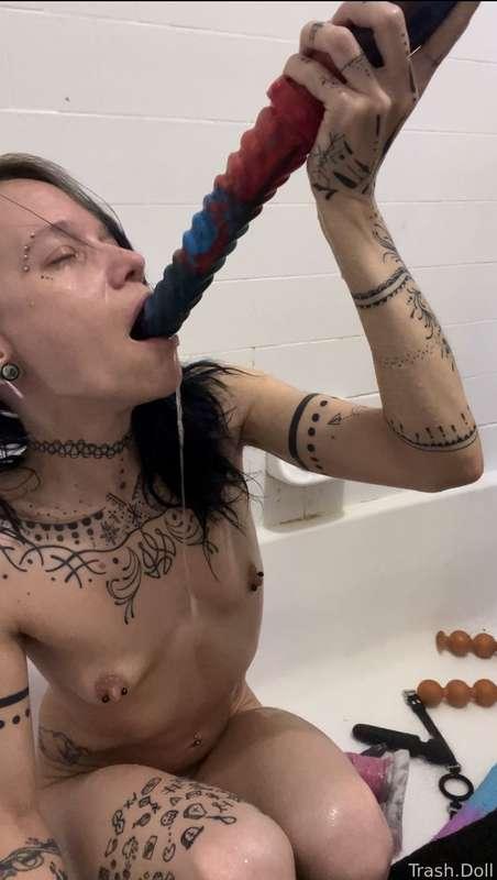 Dear weather,
 I’m sorry for complaining about 85 degrees . Please take back the cold . 
Sincerely , me


#fyp #shower #deepthroat 