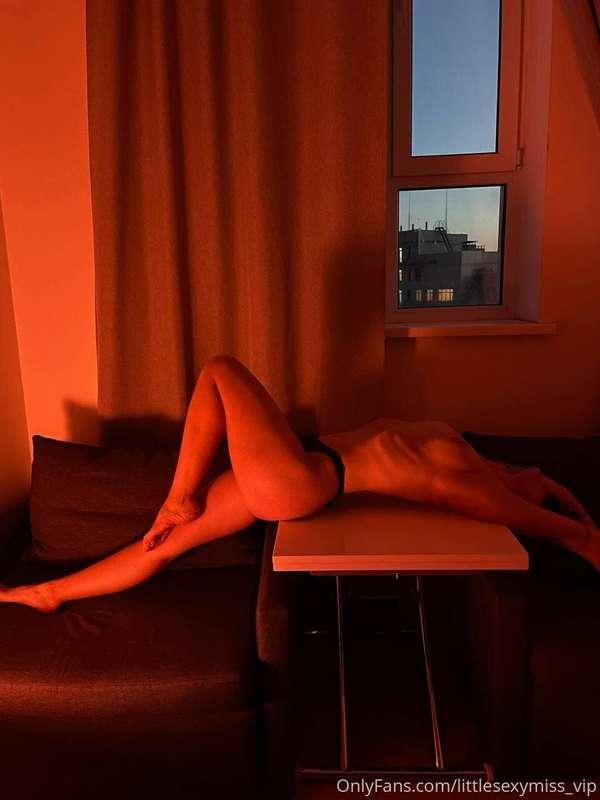 Does someone want to please my pussy in this twilight?)💋🔞😈