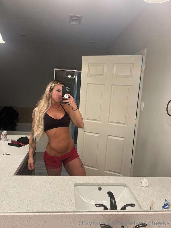 pre workout vibes 😻