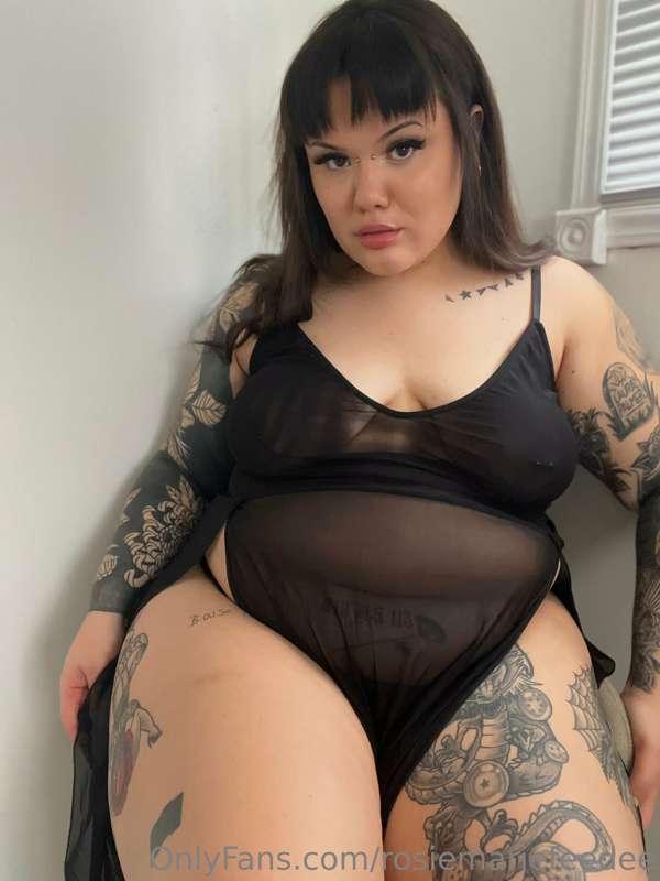 Loving how I look smushed into this chair!!!