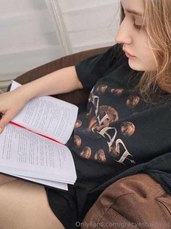 Oops… sorry, this one’s going to be a long post 📖💭Lately, I’..