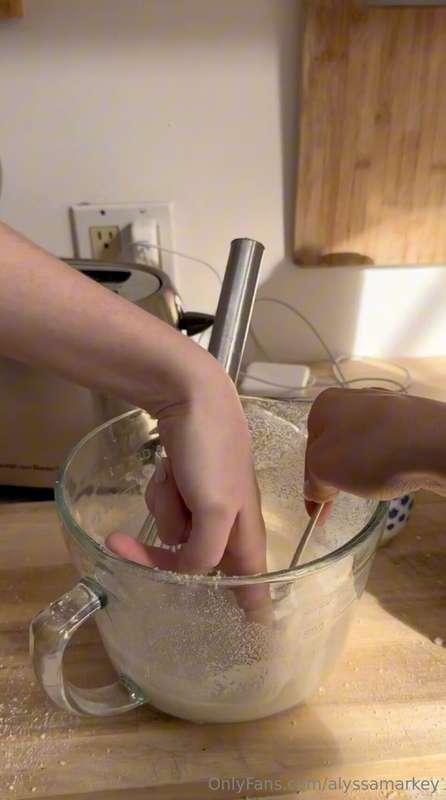 Can you guess what were cooking up? 👀 @maarebeaar
@danielley..