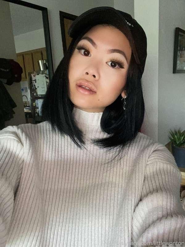 just another lip update :) still swollen but it’s settling i..