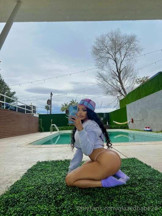 Just a naughty little pool day.