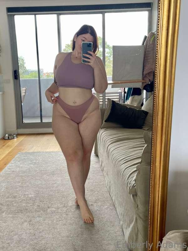 Streaming and filming customs today ❤️ DM me asap for any cu..