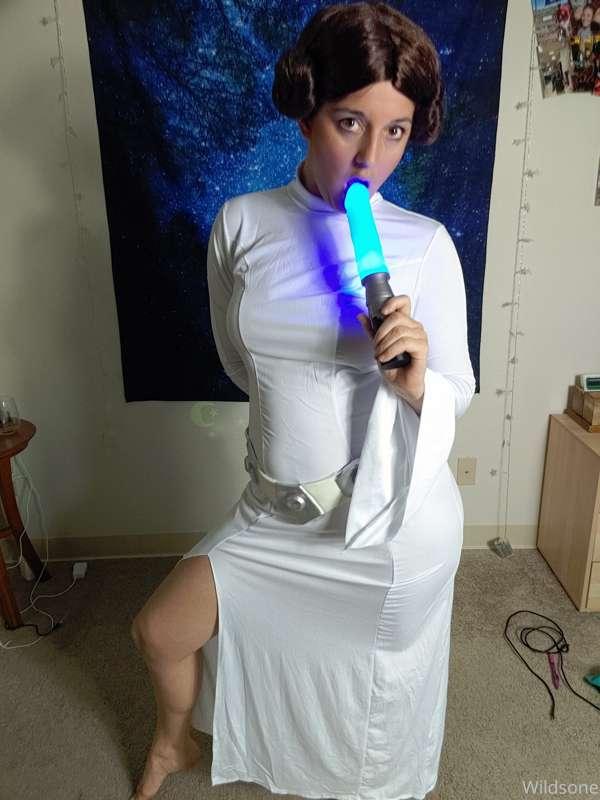 Also check out the Princess Leia Photo set for $36 😍