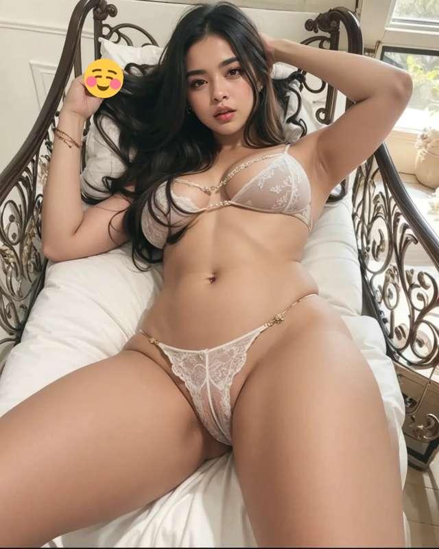 Anyone there to keep me company?😈🔥