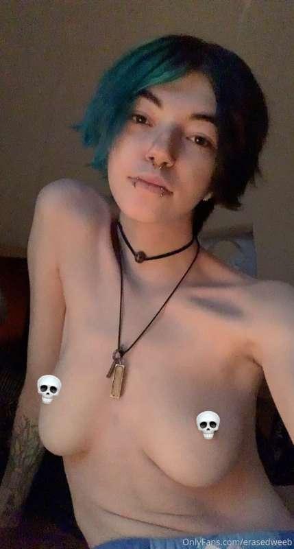 I dyed my hair<3