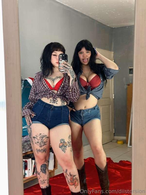 Your favorite cowgirls 🏜️🔥