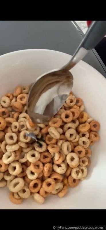 Oh I found a little tiny person in my cereal.... Oh well I'm..