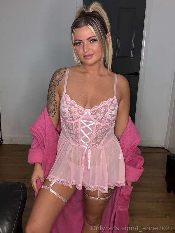 You come home to me like this… what’s you’re reaction? 😈