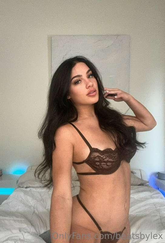 Feeling myself today 💋