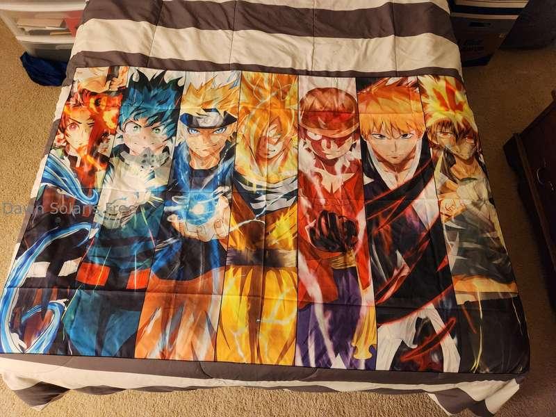 I got a new anime tapestry! 🥰