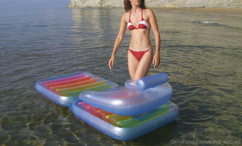 Tip for pics of sexy poses on this air mattress