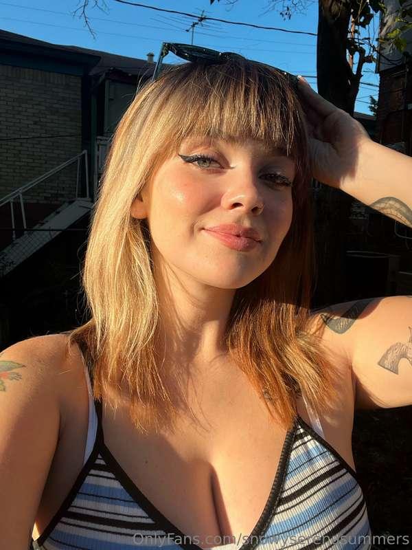 Sun kissed beauty 😍