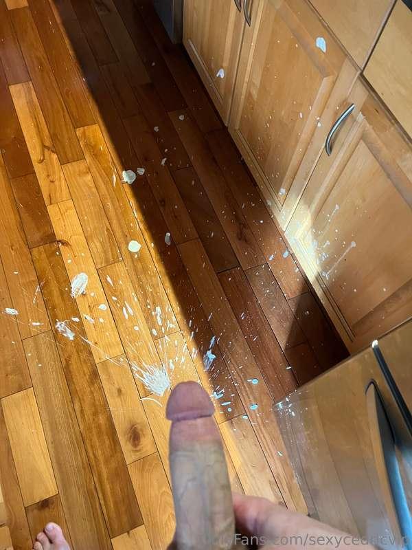 Dropped my whole container of yoghurt yesterday 😭 thought it..