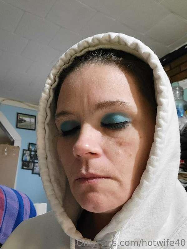 Today I tried a new color. What ya think