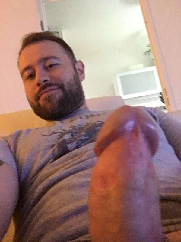 Come sit on Daddy Lap 🐻😋