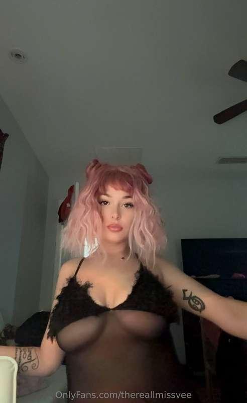 thereallmissvee image #0