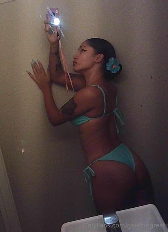 Cum on my ass 