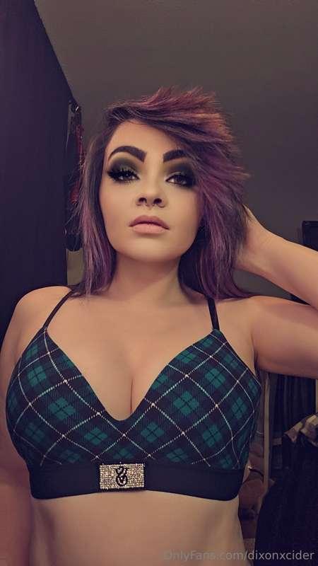 Do you like this new bra that I got?