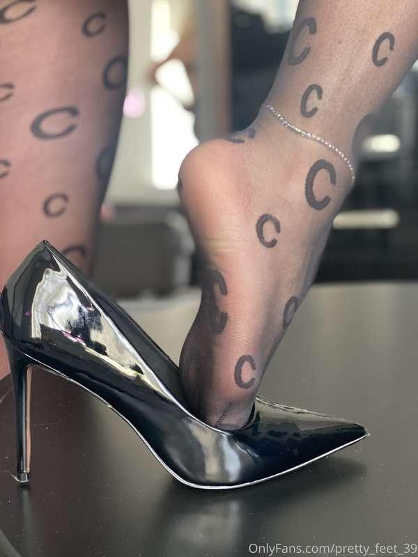 pretty_feet_39 image #0