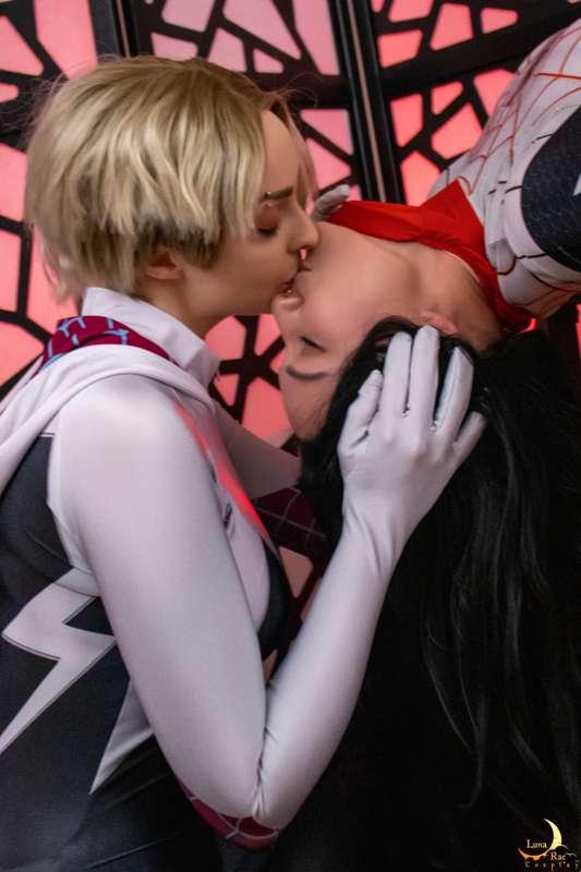 Past Cosplay Set - Spider-Girls 