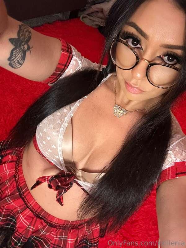 Can you teach me a lesson? 🤭😈📚✏️