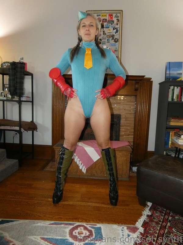 @silver.foxxx.444 very first Cammy photos from a few years a..